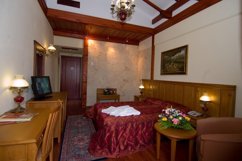 Hotel Aiges Melathron 베리아 외부 사진